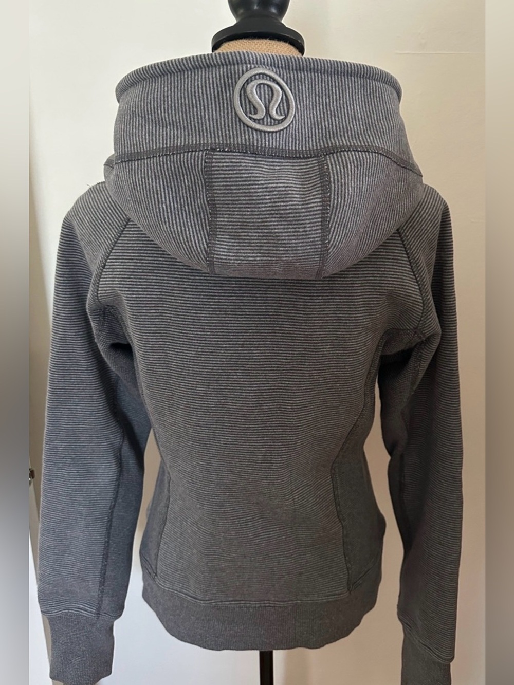 lululemon athletica Women's Gray Ribbed Hooded Jacket